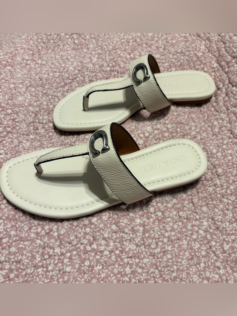 COACH White Leather Thong Sandals with Signature 'C' Hardware - Picture 3 of 6